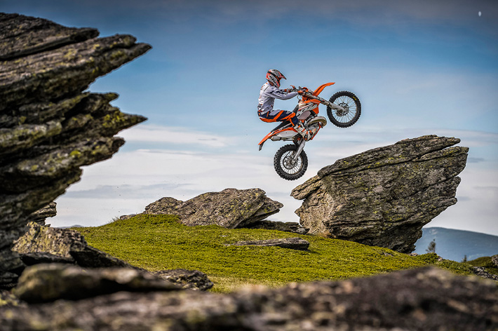 EXC-action-MY-2015