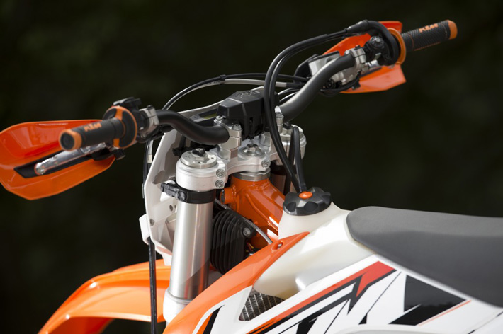 Enduro15Details