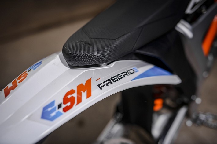 FreerideE SM4